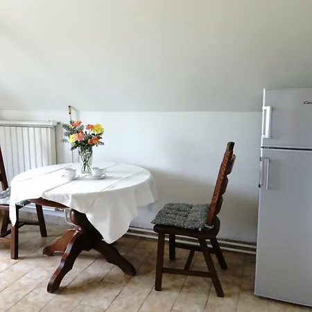 Family For 4-6 Person